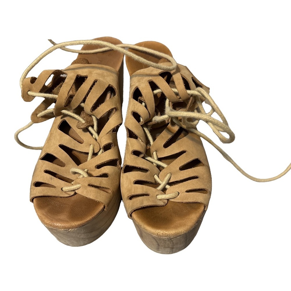 Musse & Cloud Oneka tan leather gladiator laced platform wedge